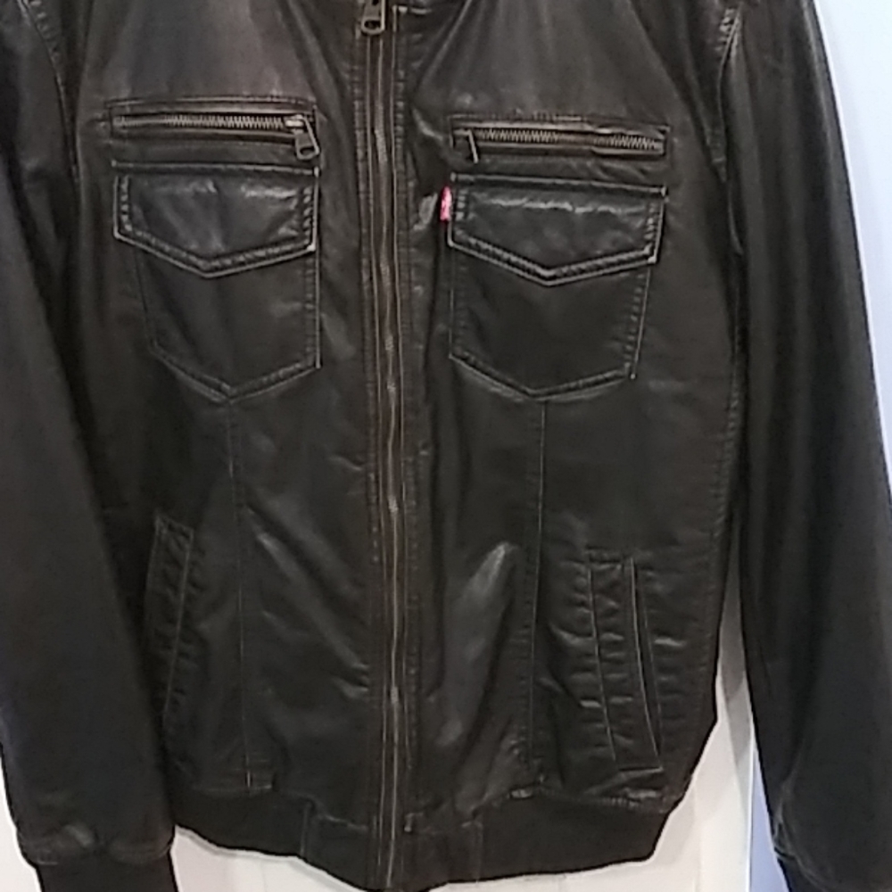Levis jacket - Picture 2 of 4